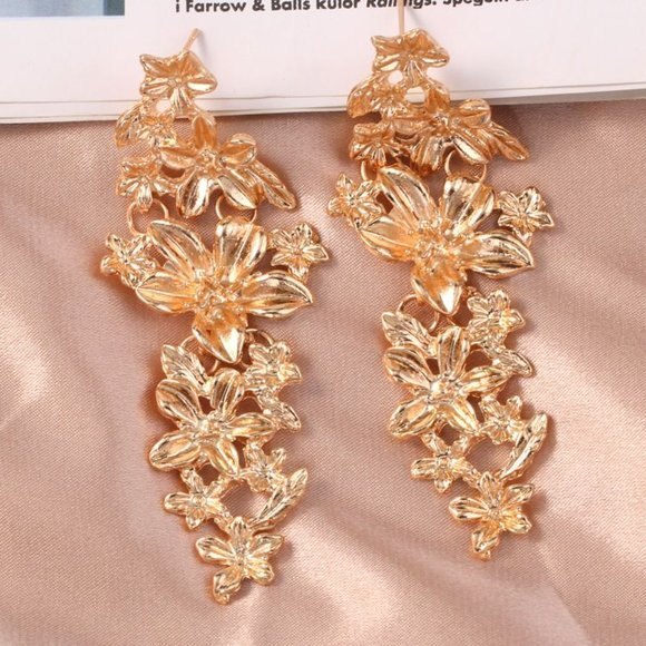 Gold Post Back Exaggerated Cascading Magnolias Drop Statement Earrings - Picture 4 of 9